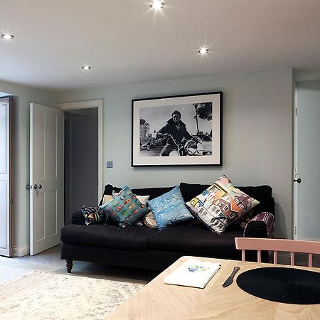 Central Hastings, Stylish-Luxe, Seaside Apartment. 外观 照片
