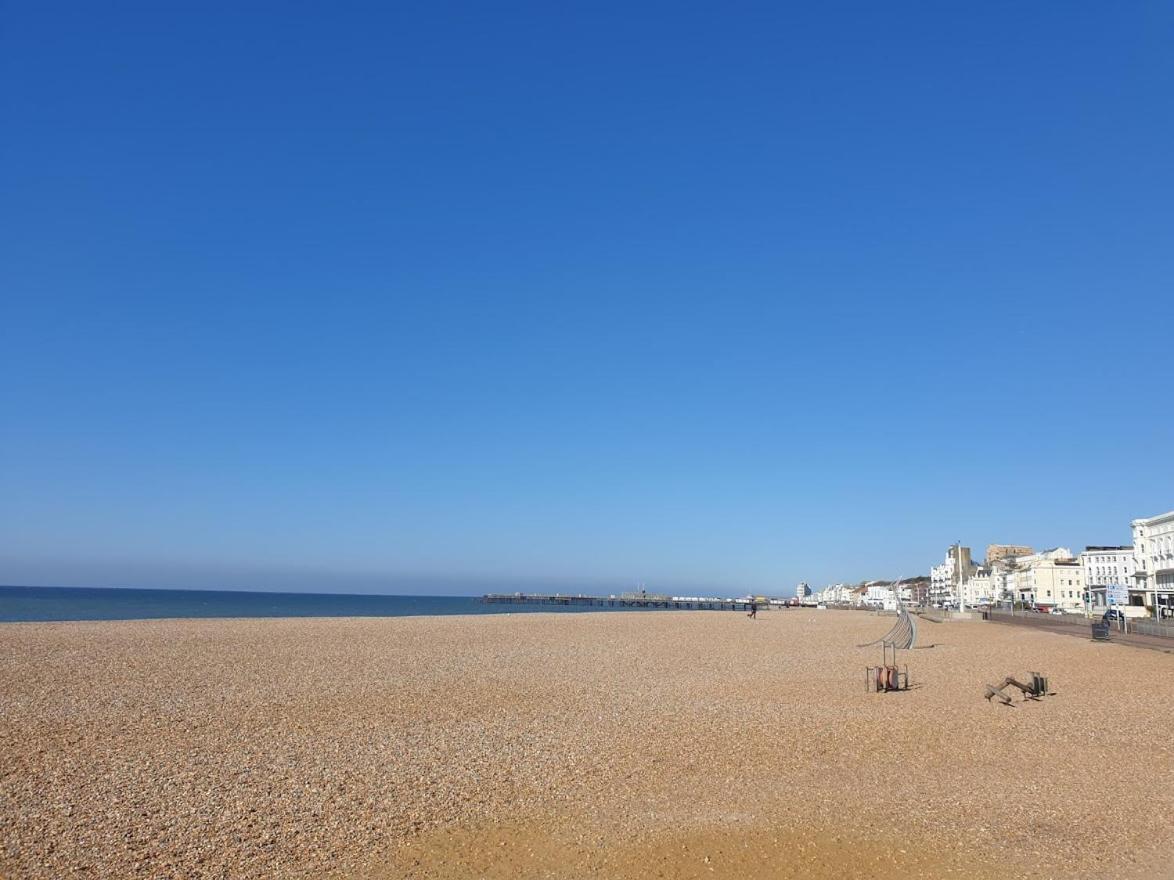 Central Hastings, Stylish-Luxe, Seaside Apartment. 外观 照片